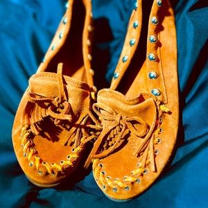 Minnetonka Suede Moccasin